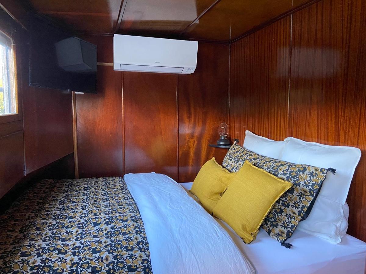 Studio Sur La Peniche Santa Julia A Chantilly Insolys Saint-Leu-dʼEsserent Εξωτερικό φωτογραφία